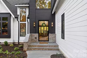 1209 Meadowood Ln, Charlotte, NC 28211 - Photo 3