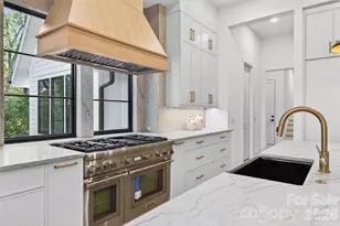 1209 Meadowood Ln, Charlotte, NC 28211 - Photo 15