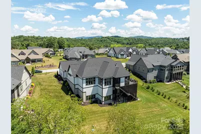 465 Daniel Circle Drive, Mills River, NC 28759 - Photo 3