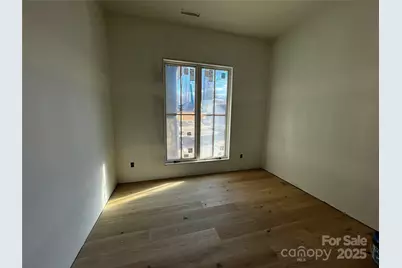 99 Little Cherokee Ridge, Hendersonville, NC 28739 - Photo 15