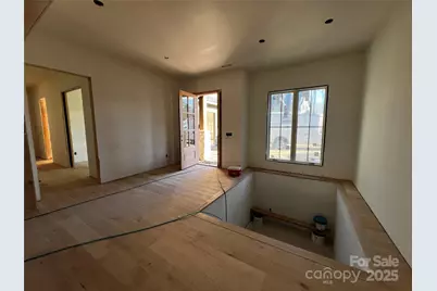 99 Little Cherokee Ridge, Hendersonville, NC 28739 - Photo 5