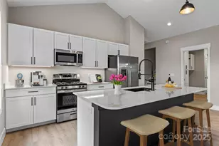 771 Olivette Rd, Asheville, NC 28804 - Photo 23