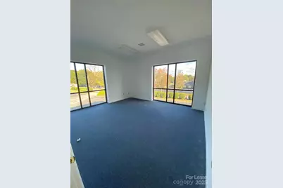 1936 16th Street NE, Hickory, NC 28601 - Photo 7