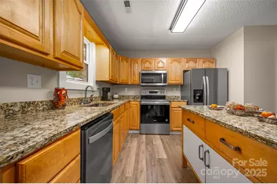 569 Lanning Road, Hendersonville, NC 28792 - Photo 19