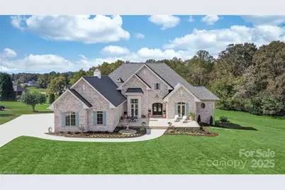 202 Canterbury Drive #127, North Wilkesboro, NC 28659 - Photo 1