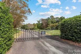 5619 Mountain Point Ln, Charlotte, NC 28216 - Photo 47