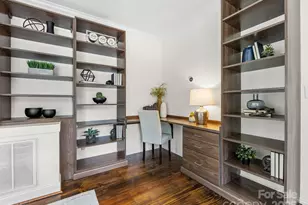 5619 Mountain Point Ln, Charlotte, NC 28216 - Photo 7