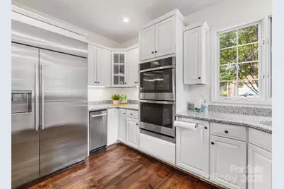 5619 Mountain Point Lane, Charlotte, NC 28216 - Photo 19