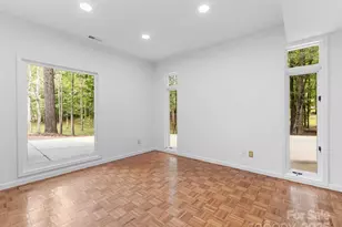 5619 Mountain Point Ln, Charlotte, NC 28216 - Photo 33