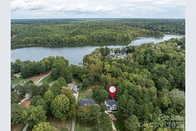 5619 Mountain Point Lane, Charlotte, NC 28216 - Photo 45