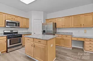 7819 Noland Woods Dr, Charlotte, NC 28277 - Photo 11