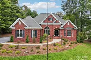 310 Sweetbriar Dr, Hendersonville, NC 28739 - Photo 45