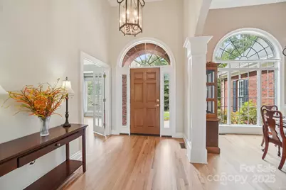 310 Sweetbriar Drive, Hendersonville, NC 28739 - Photo 5