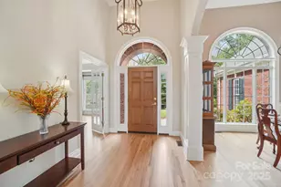 310 Sweetbriar Dr, Hendersonville, NC 28739 - Photo 5