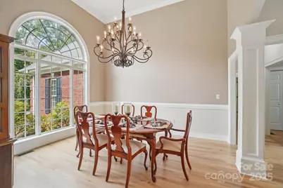 310 Sweetbriar Drive, Hendersonville, NC 28739 - Photo 9