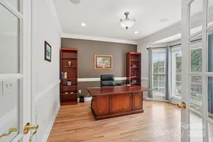 310 Sweetbriar Dr, Hendersonville, NC 28739 - Photo 15