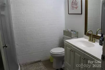 107 N Matthews Street, Morganton, NC 28655 - Photo 25