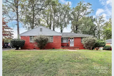 1914 Manteo Court, Charlotte, NC 28208 - Photo 1