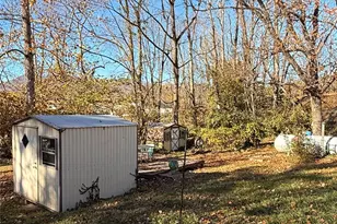 54 School House Dr, Canton, NC 28716 - Photo 13