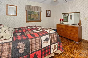 310 Log Gap Rd, Fairview, NC 28730 - Photo 29