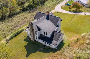 7 Noble Rd, Fairview, NC 28730 - Photo 9