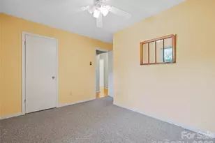 5 W Cove St, Weaverville, NC 28787 - Photo 25