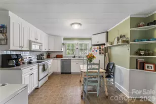 2290 US 70 Hwy E, Morganton, NC 28655 - Photo 9