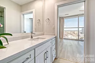 333 W Trade Street W, Charlotte, NC 28202 - Photo 11