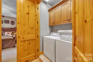 89 Springhouse Dr, Elk Park, NC 28622 - Photo 25