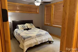 89 Springhouse Dr, Elk Park, NC 28622 - Photo 17