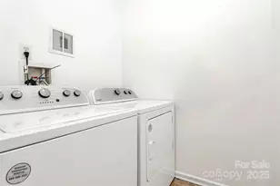 10549 Yellow Rose Ln, Charlotte, NC 28269 - Photo 13