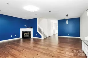 10549 Yellow Rose Ln, Charlotte, NC 28269 - Photo 3