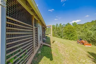 165 All Hallows Rd, Boone, NC 28607 - Photo 9