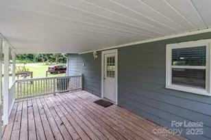 4972 Mayble St, Catawba, NC 28609 - Photo 5