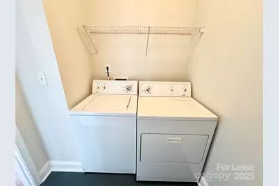 546 Oakland Avenue, Charlotte, NC 28204 - Photo 9