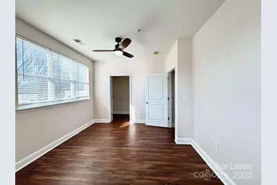 546 Oakland Avenue, Charlotte, NC 28204 - Photo 13