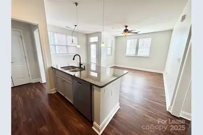 546 Oakland Avenue, Charlotte, NC 28204 - Photo 3