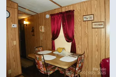 116 Third Avenue, New London, NC 28127 - Photo 9