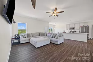 4822 Bull Run Rd, Blackstock, SC 29014 - Photo 7