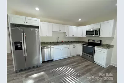 832 Sikes Avenue, Wadesboro, NC 28170 - Photo 5