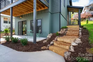 135 Swannanoa Ave, Asheville, NC 28806 - Photo 3