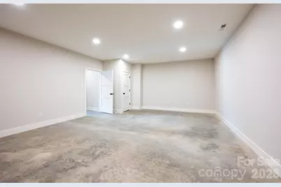 135 Swannanoa Avenue, Asheville, NC 28806 - Photo 41