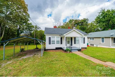 504 N Spring Avenue, Newton, NC 28658 - Photo 5