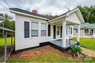 504 N Spring Avenue, Newton, NC 28658 - Photo 7