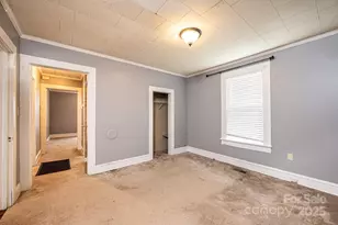 504 N Spring Ave, Newton, NC 28658 - Photo 31