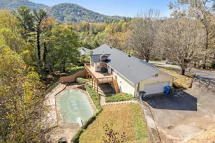 45 Crabapple Ln, Asheville, NC 28804 - Photo 9