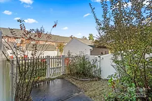 15816 Sharon Dale Dr, Davidson, NC 28036 - Photo 23