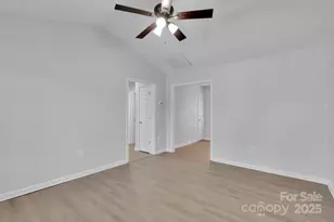 4617 Wind Chime Ct, Charlotte, NC 28208 - Photo 7