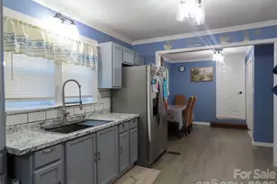 214 E Springs St, Lancaster, SC 29720 - Photo 9