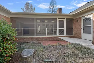 1001 Thistle Ct, Charlotte, NC 28211 - Photo 23